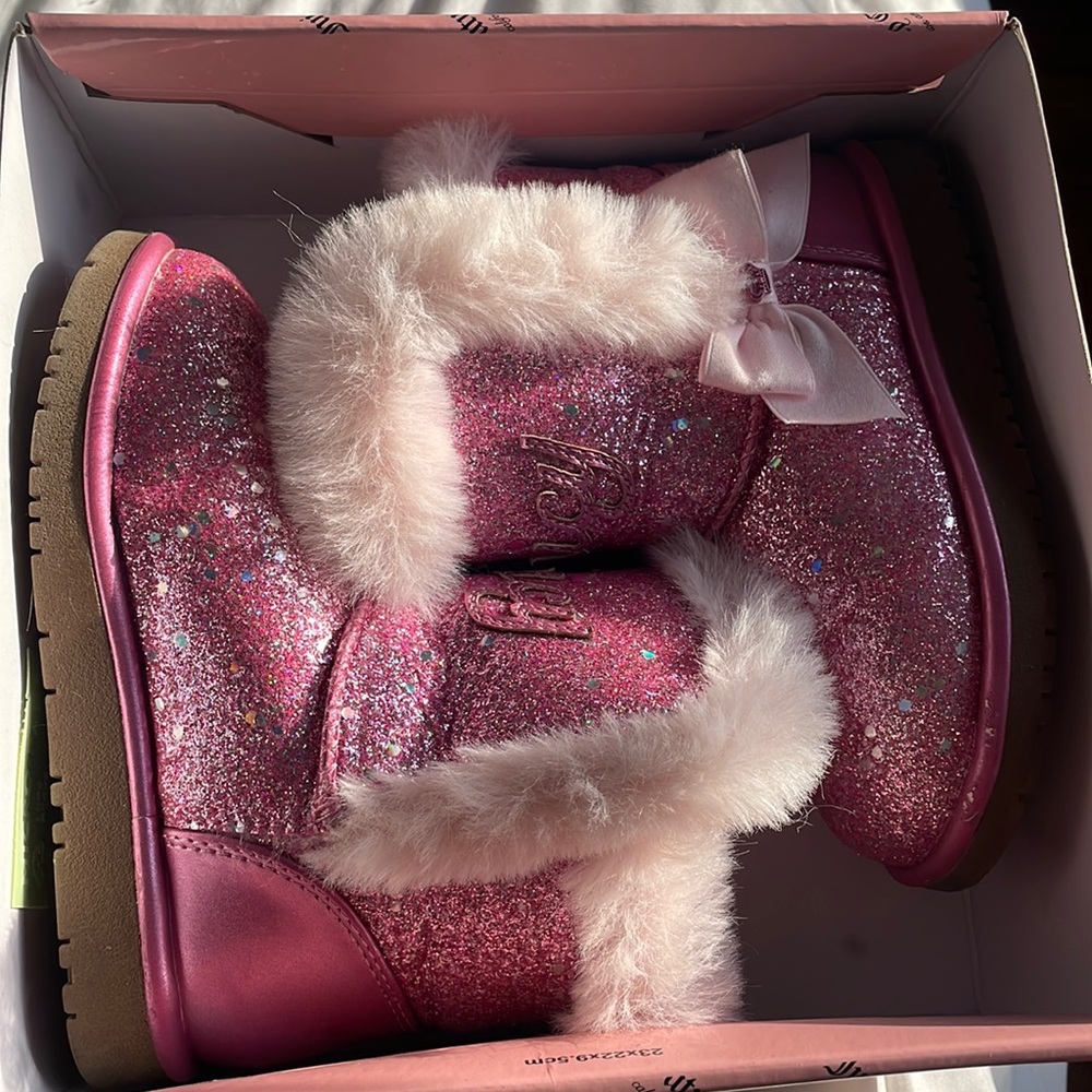 Juicy boots